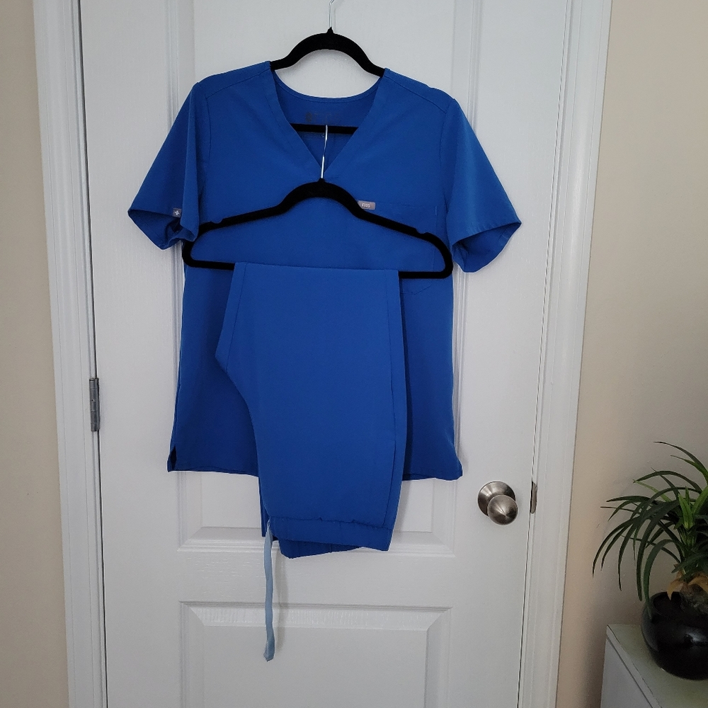 SOLD FIGS Blue Scrub Set Medium